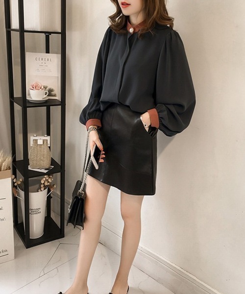 Flugge(フラッジー)の「ノーカラー配色ブラウス(シャツ/ブラウス・レディース・ホワイト/ネイビー・LARGE/MEDIUM)」の3枚目の写真