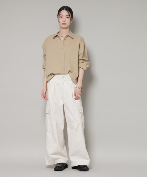 NANO universe(ナノユニバース)の「コットンライクタイプライターベーシックシャツ(シャツ/ブラウス・レディース・ベージュ/ブルー/ホワイト・FREE)」の18枚目の写真