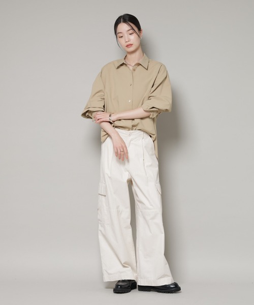 NANO universe(ナノユニバース)の「コットンライクタイプライターベーシックシャツ(シャツ/ブラウス・レディース・ベージュ/ブルー/ホワイト・FREE)」の19枚目の写真