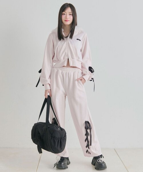 OLIVE des OLIVE(オリーブデオリーブ)の「レースアップジップパーカー(パーカー・レディース・ピンク/ブラック/トップグレー・FREE)」の22枚目の写真