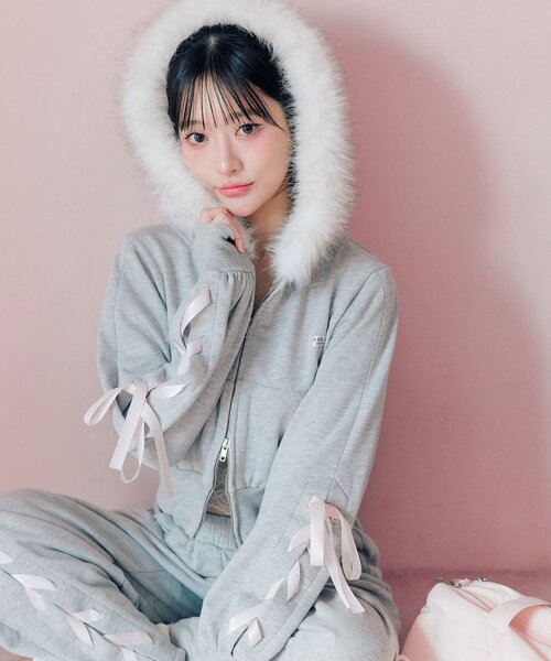 OLIVE des OLIVE(オリーブデオリーブ)の「レースアップジップパーカー(パーカー・レディース・ピンク/ブラック/トップグレー・FREE)」の6枚目の写真