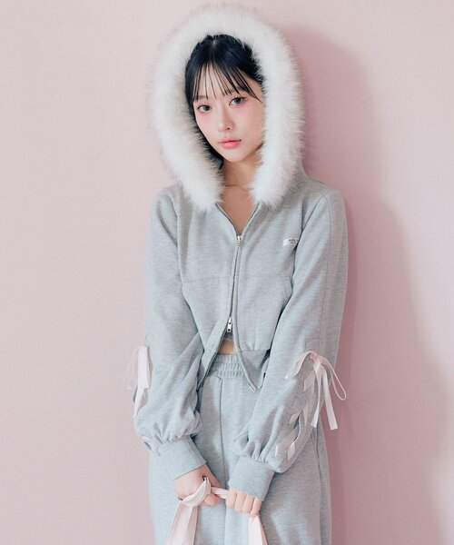 OLIVE des OLIVE(オリーブデオリーブ)の「レースアップジップパーカー(パーカー・レディース・ピンク/ブラック/トップグレー・FREE)」の7枚目の写真