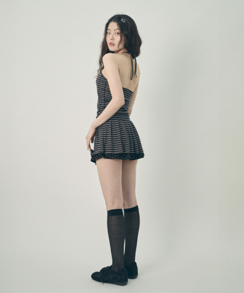 MIHEV（ミヘブ）の「ストライプホルターネックトップス（Tシャツ/カットソー・レディース・その他・FREE）」の8枚目の写真