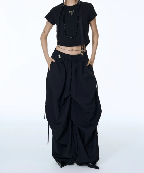 71TO96(チル ハナ トゥ グユク)の「Girdle Skirt Silhouette Pants (Black)(その他パンツ・レディース・ブラック・FREE)」の4枚目の写真