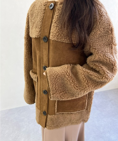 MISCH MASCH（ミッシュマッシュ）の「一部店舗限定 ムートン切替ボアコート（その他アウター・レディース・ベージュ/ブラウン・ﾌﾘ-）」の14枚目の写真