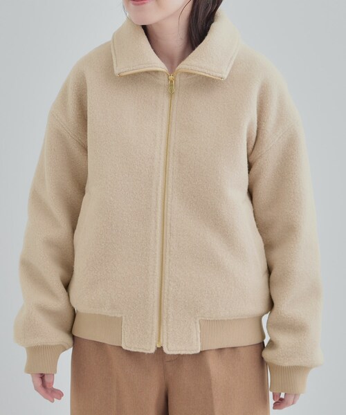 SHOO・LA・RUE（シューラルー）の「【S-LL】お顔周りがすっきり見え スライバージャケット（ブルゾン・レディース・オフホワイト/グレー/サンドベージュ・01/02/03/04）」の13枚目の写真