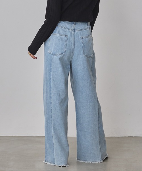 hunch(ハンチ)の「バイカラーデニムパンツ(デニムパンツ・レディース・オフホワイト/ライトインディゴブルー/ブラック・FREE)」の12枚目の写真