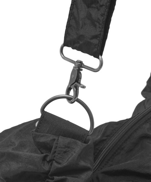 X-girl（エックスガール）の「FACE LABEL SHOULDER BAG（ショルダーバッグ・レディース・グレー/ブラック・ONE SIZE）」の14枚目の写真