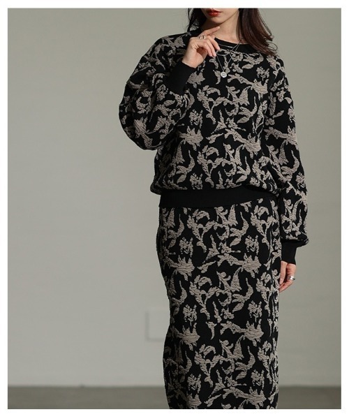 Sawa a la mode(サワアラモード)の「リーフモチーフふくれジャガードプルオーバー(ニット/セーター・レディース・ブラック/オフホワイト・FREE)」の22枚目の写真