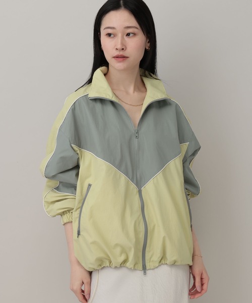 A part by（アパートバイ）の「ハイショクスタンドブルゾン（ブルゾン・レディース・ライトイエロー/アイボリー・FREE）」の13枚目の写真