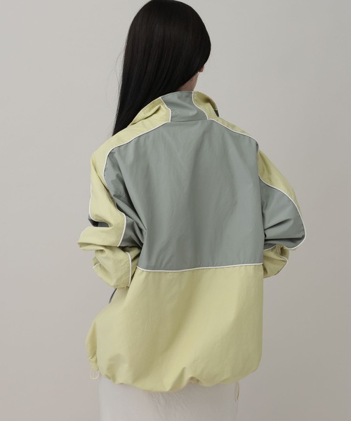 A part by（アパートバイ）の「ハイショクスタンドブルゾン（ブルゾン・レディース・ライトイエロー/アイボリー・FREE）」の15枚目の写真