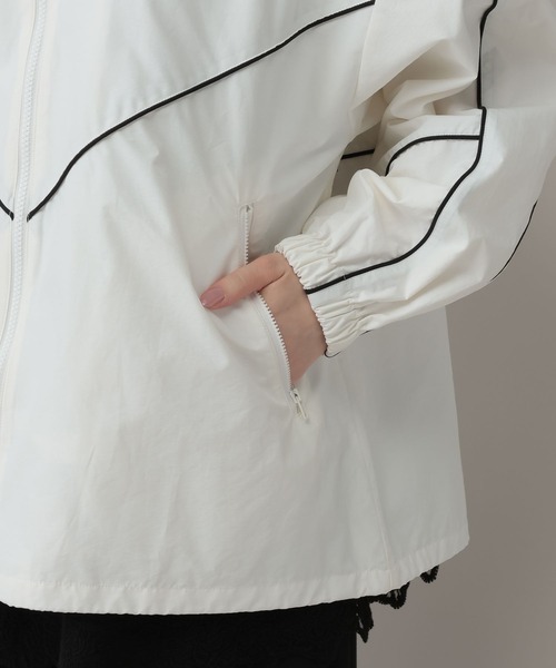 A part by（アパートバイ）の「ハイショクスタンドブルゾン（ブルゾン・レディース・ライトイエロー/アイボリー・FREE）」の21枚目の写真