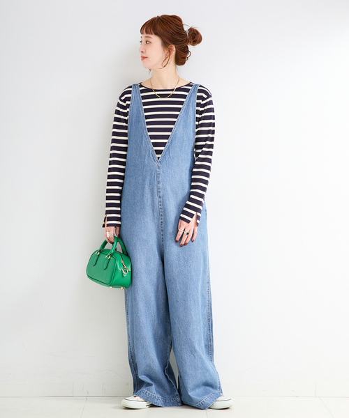 B.C STOCK（ベーセーストック）の「《追加3》【WEB限定】DU JOUR/デュ ジュール V NECK JEAN SALOPETTE（サロペット/オーバーオール・レディース・スカイブルー・FREE）」の2枚目の写真