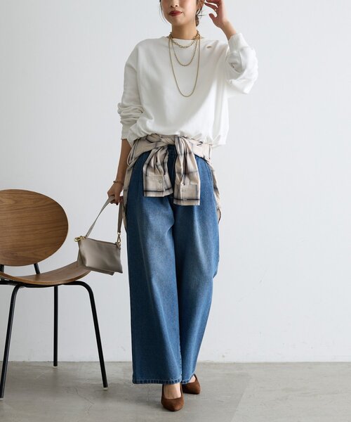 Jena espace merveilleux(ジェナ エスパスメルヴェイユ)の「【シンプルに差がつく】プレート付裾ドロストカットソー(Tシャツ/カットソー・レディース・オフホワイト/グレー/ネイビー・FREE)」の11枚目の写真