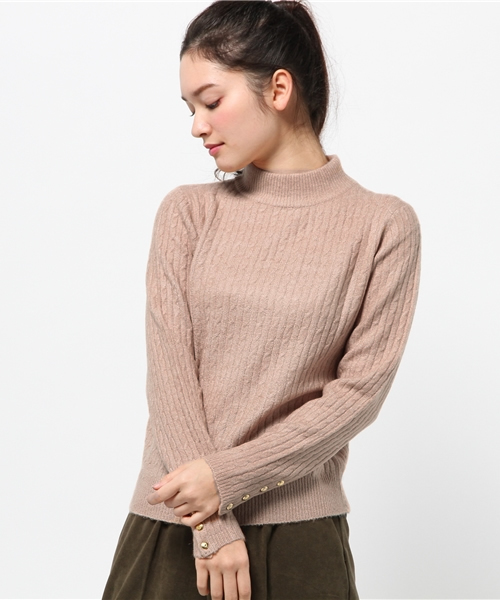 Chico（チコ）の「細ケーブルハイネックニット（ニット/セーター・レディース・グレー/ピンクベージュ/オフホワイト/ベージュ・FREE）」の4枚目の写真