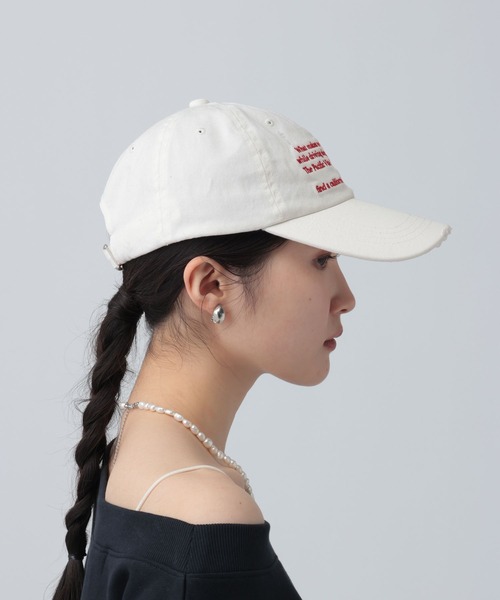 LEPSIM(レプシィム)の「ダメージ刺繍キャップ 641140(キャップ・レディース・ブラック/グリーン・ONE SIZE)」の4枚目の写真