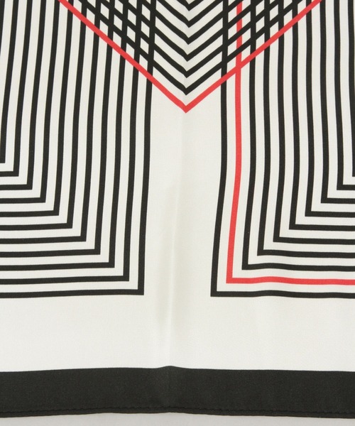 JEANASIS（ジーナシス）の「アソートレトロガラスカーフ/637481（バンダナ/スカーフ・レディース・ホワイト系その他/ネイビー系/ブラック系その他・FREE）」の7枚目の写真