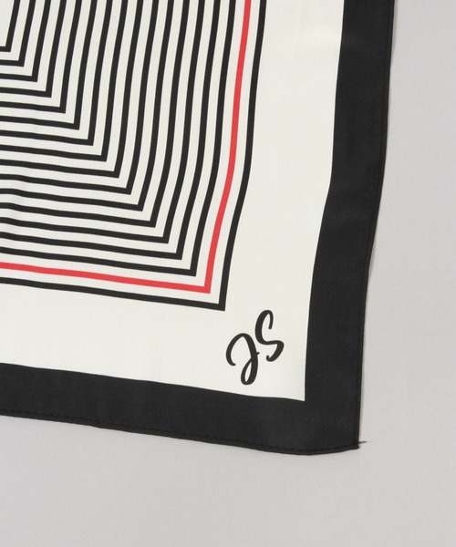 JEANASIS（ジーナシス）の「アソートレトロガラスカーフ/637481（バンダナ/スカーフ・レディース・ホワイト系その他/ネイビー系/ブラック系その他・FREE）」の8枚目の写真