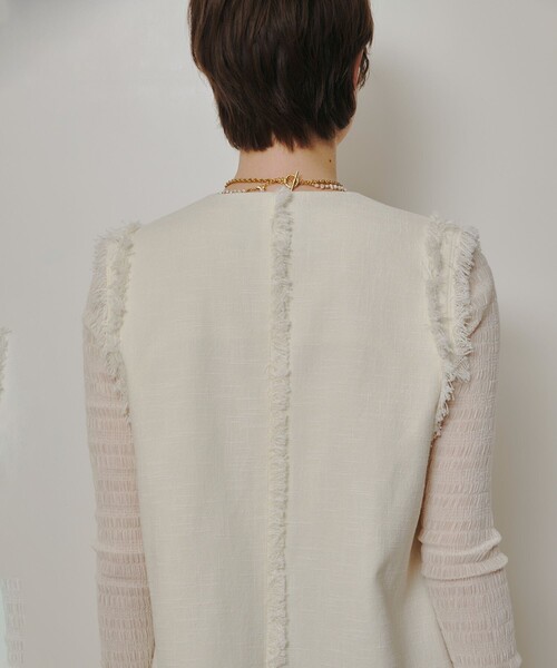 allureville（アルアバイル）の「ミックスツイードフレアジレ（その他アウター・レディース・ブラック/オフホワイト・2）」の6枚目の写真