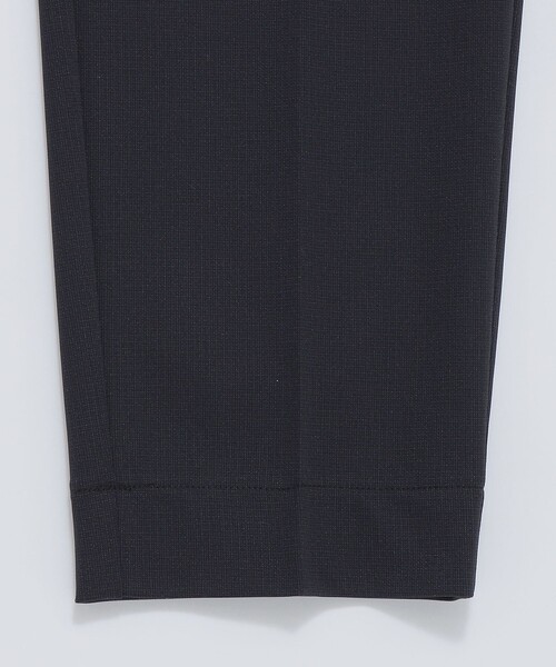 SHIPS（シップス）の「【WEB限定】SHIPS:〈接触冷感〉ジャージ イージー スリム スラックス（スラックス・メンズ・ブラック/ダークグレー/グレー・SMALL/X-LARGE/LARGE/MEDIUM）」の13枚目の写真