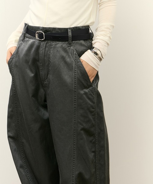 ADAM ET ROPE'(アダムエロペ)の「【PFT】ロングレザーベルト(ベルト・レディース・ゴールド/シルバー系その他/シルバー・FREE)」の4枚目の写真
