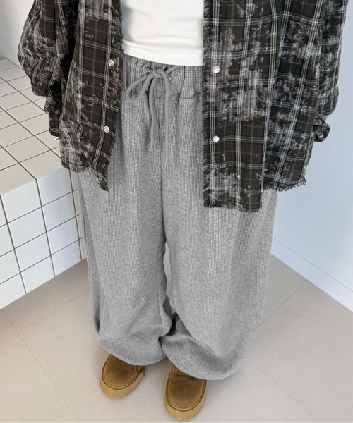 sedacle（セダクル）の「星スタッズサーマルカーブパンツ（その他パンツ・メンズ・グレー/ブラック・SMALL/MEDIUM/LARGE）」の9枚目の写真