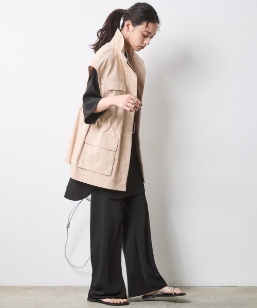 CHIC STYLE（シックスタイル）の「ストレートナローパンツ＜大きいサイズ有＞シックスタイル（スラックス・レディース・ライトベージュ/ブラック・5L/M/L/LL/3L/4L）」の11枚目の写真