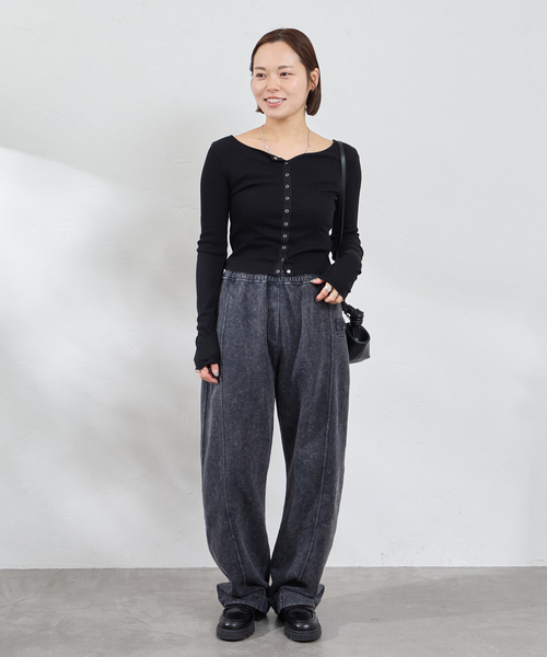 U by SPICK&SPAN(ユーバイスピックアンドスパン)の「GANNI / ガニー Ganni Bou Bag Mini(トートバッグ・レディース・ブラック・FREE)」の2枚目の写真