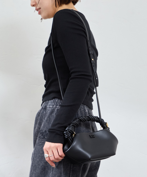 U by SPICK&SPAN(ユーバイスピックアンドスパン)の「GANNI / ガニー Ganni Bou Bag Mini(トートバッグ・レディース・ブラック・FREE)」の7枚目の写真