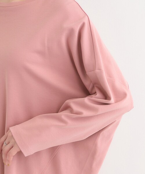 SHOO・LA・RUE(シューラルー)の「【洗濯機可/UV/綿100%】体型カバーが叶う ゆるトップス(Tシャツ/カットソー・レディース・ピンク系/ブラウン系その他/チャコールグレー/ホワイト・00)」の18枚目の写真