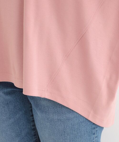 SHOO・LA・RUE(シューラルー)の「【洗濯機可/UV/綿100%】体型カバーが叶う ゆるトップス(Tシャツ/カットソー・レディース・ピンク系/ブラウン系その他/チャコールグレー/ホワイト・00)」の20枚目の写真