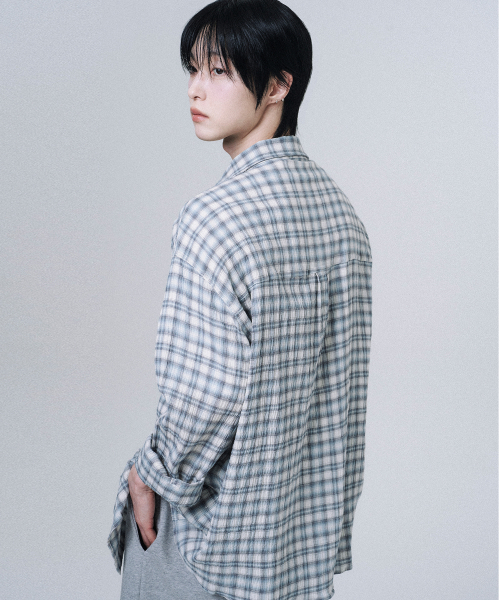 MOOVN(ムブン)の「サマーリンクルチェックシャツブルー(シャツ/ブラウス・メンズ・その他・LARGE/MEDIUM/SMALL)」の6枚目の写真