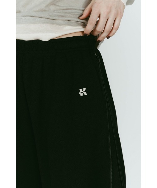 Knuth Marf（クヌースマーフ）の「zip-up track pants(unisex)（その他パンツ・レディース・ブラック/ブラウン/ブルー系その他2・X-SMALL/SMALL/MEDIUM）」の6枚目の写真