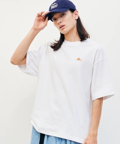 KELTY(ケルティ)の「KELTY BACK HISTORY LOGO S/S T-SHIRT(Tシャツ/カットソー・メンズ・ブラック/ホワイト/ベージュ/ネイビー/グレー・L/M/XL)」の6枚目の写真