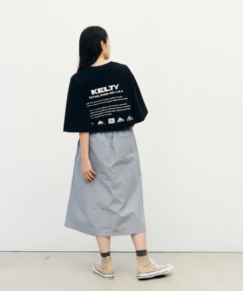 KELTY(ケルティ)の「KELTY BACK HISTORY LOGO S/S T-SHIRT(Tシャツ/カットソー・メンズ・ブラック/ホワイト/ベージュ/ネイビー/グレー・L/M/XL)」の17枚目の写真