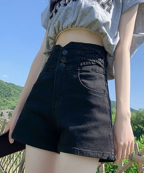 Songe(ソンジュ)の「ハイウエスデニムショートパンツ(デニムパンツ・レディース・ブルー/ブラック・L/M/S)」の11枚目の写真