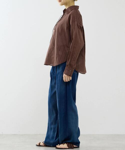 SOFFITTO(ソフィット)の「シアーデニムワイドパンツ(デニムパンツ・レディース・インディゴブルー/ケミカルウォッシュ・M/SS/S)」の12枚目の写真