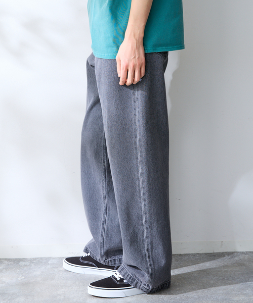 B.C STOCK（ベーセーストック）の「[B.A.C.D] ワイドストレートパンツ（デニムパンツ・メンズ・チャコールグレー/ネイビー/ブルー系その他/ブラック・LARGE/MEDIUM/SMALL）」の5枚目の写真