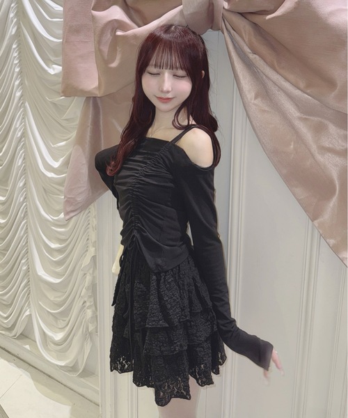 one way(ワンウェイ)の「長袖アシメドロストカットソー(Tシャツ/カットソー・レディース・オフホワイト/グレー/ブルー/ブラック/イエロー・FREE)」の8枚目の写真