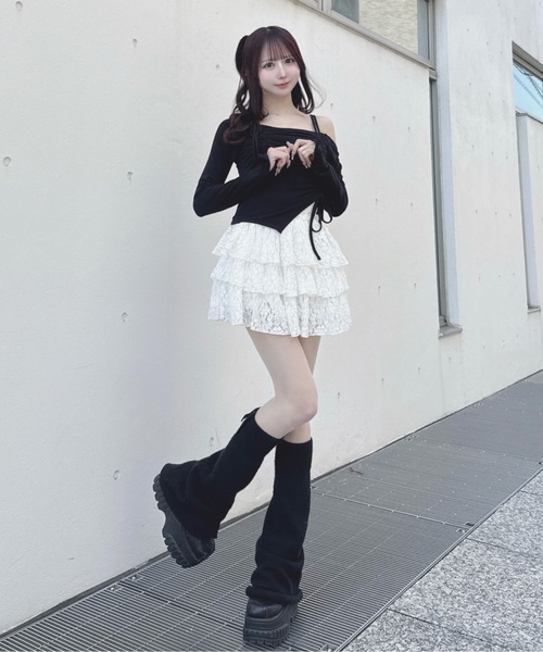 one way(ワンウェイ)の「長袖アシメドロストカットソー(Tシャツ/カットソー・レディース・オフホワイト/グレー/ブルー/ブラック/イエロー・FREE)」の12枚目の写真