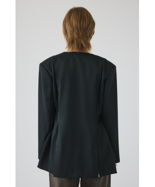 RIM.ARK(リムアーク)の「Hidden detail curve jacket ヒドゥン ディテール カーブ ジャケット(テーラードジャケット・レディース・グリーン/ブラック・36/38)」の21枚目の写真