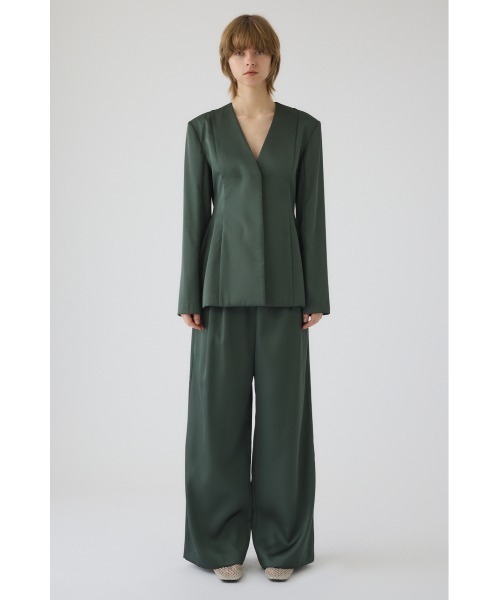 RIM.ARK(リムアーク)の「Hidden detail curve jacket ヒドゥン ディテール カーブ ジャケット(テーラードジャケット・レディース・グリーン/ブラック・36/38)」の3枚目の写真