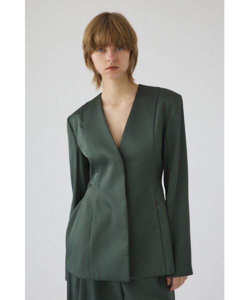 RIM.ARK(リムアーク)の「Hidden detail curve jacket ヒドゥン ディテール カーブ ジャケット(テーラードジャケット・レディース・グリーン/ブラック・36/38)」の4枚目の写真
