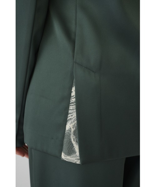 RIM.ARK(リムアーク)の「Hidden detail curve jacket ヒドゥン ディテール カーブ ジャケット(テーラードジャケット・レディース・グリーン/ブラック・36/38)」の14枚目の写真