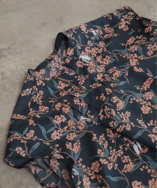 NOMBRE IMPAIR(ノンブルアンペール)の「キンモクセイPT スキッパーフレンチブラウス(シャツ/ブラウス・レディース・ネイビー/グリーン・FREE)」の13枚目の写真