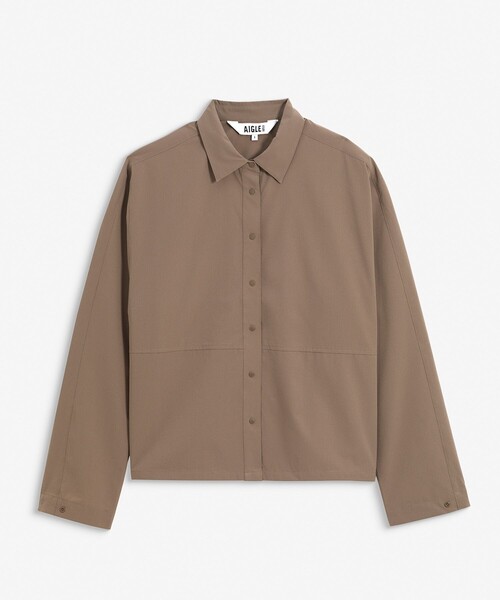 AIGLE(エーグル)の「吸水速乾 UVカット背面ヨーク ボーイフレンドシャツ(シャツ/ブラウス・レディース・ライトブルー/サンドベージュ/ホワイト・XS/S/M/L)」の17枚目の写真