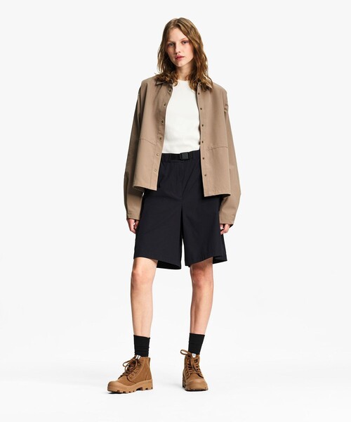 AIGLE(エーグル)の「吸水速乾 UVカット背面ヨーク ボーイフレンドシャツ(シャツ/ブラウス・レディース・ライトブルー/サンドベージュ/ホワイト・XS/S/M/L)」の19枚目の写真