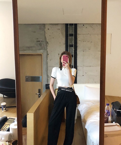 ADDITION STORE（アディションストア）の「＼衿と袖口の配色がアクセント／ クロップド サマーニット ポロ / チビポロ / asknn（ポロシャツ・レディース・ピンク/ホワイト/ブルー/ブラック・FREE）」の6枚目の写真