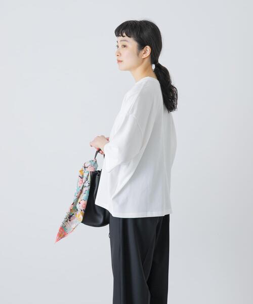 かぐれ（カグレ）の「ワイドTシャツ（Tシャツ/カットソー・レディース・イエロー系その他/オフホワイト/ネイビー・FREE）」の8枚目の写真