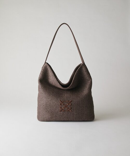 russet(ラシット)の「ナイロンラフィアワンショルダーバッグ(ショルダーバッグ・レディース・ブラック/ダークブラウン/アイボリー・FREE)」の12枚目の写真